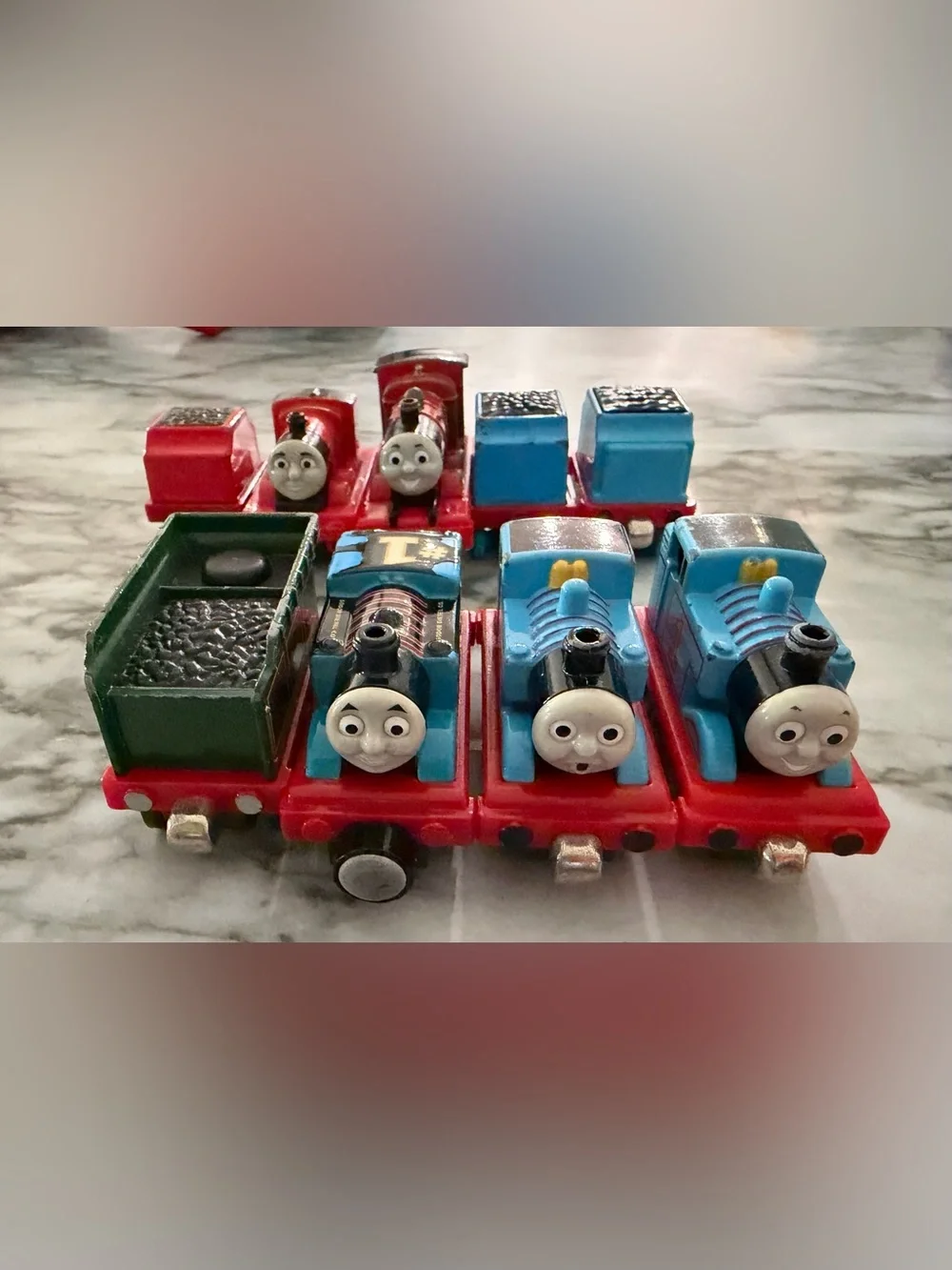Lot of 13 Thomas & Friends Magnetic & Mini Trains – 8 Magnetic, 5 Mini